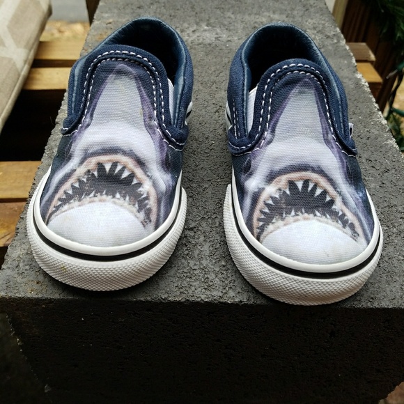 vans shark vans shark